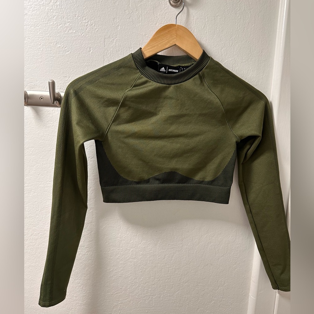 IVY PARK Olive Green Long Sleeve Cropped Top